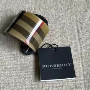 Burberry Hair Accesory